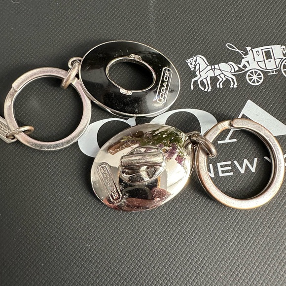 Vintage Coach Valet Turnlock valet double keychain - Picture 5 of 8